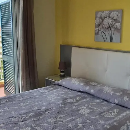 Lägenhet Tulipa View Apartament